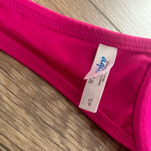 Pink bikini - Picture 6 of 6